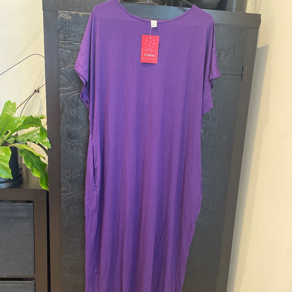 Women’s Maxi Dress - with pockets!  - Purple - Size Large